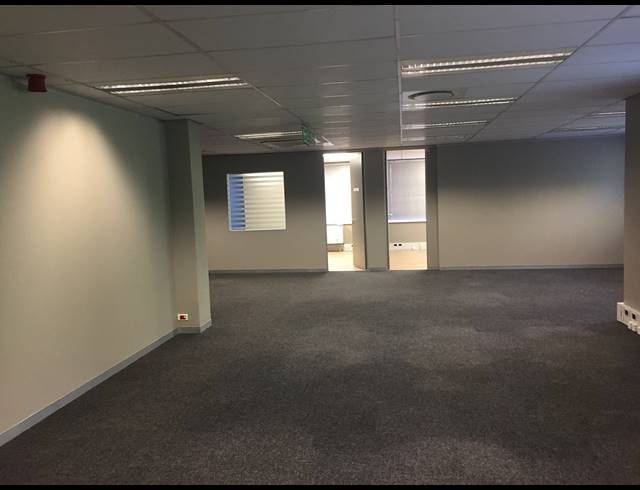 305M² OFFICE TO LET IN MOWBRAY